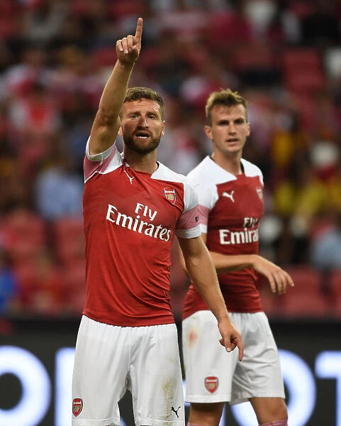 Mustafi Goes Head-to-Head with Atletico Madrid in International Champions Cup 2018