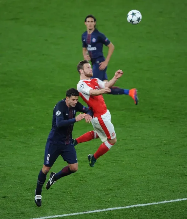 Framed Print : Mustafi Leaps Above Motta: Arsenal vs. Paris Saint-Germain, UEFA Champions League, 2016 Framed Print : Mustafi Leaps Above Motta: Arsenal vs. Paris Saint-Germain, UEFA Champions League, 2016