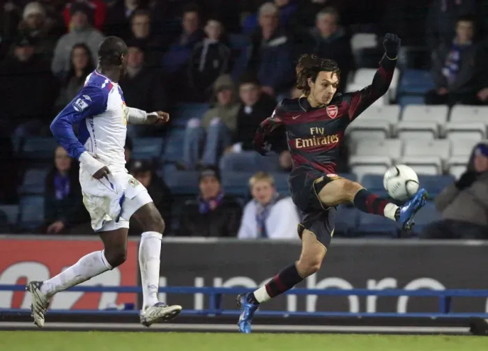 Framed Print : Nacer Barazite (Arsenal) Christopher Samba (Blackburn)