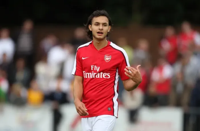 Framed Print : Nacer Barazite (Arsenal). Maidenhead 1: 7 Arsenal. Pre Season Friendly. York Road