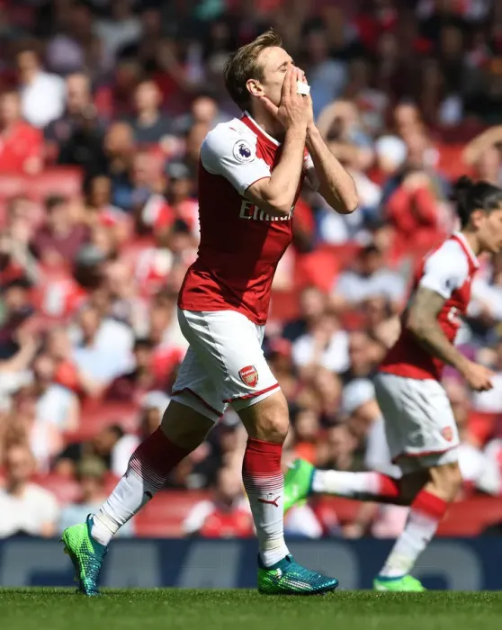 Framed Print : Nacho Monreal in Action: Arsenal vs. West Ham United, Premier League 2017-18