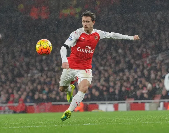 Framed Print : Nacho Monreal in Action: Arsenal vs Newcastle United, Premier League 2015-16 Framed Print : Nacho Monreal in Action: Arsenal vs Newcastle United, Premier League 2015-16