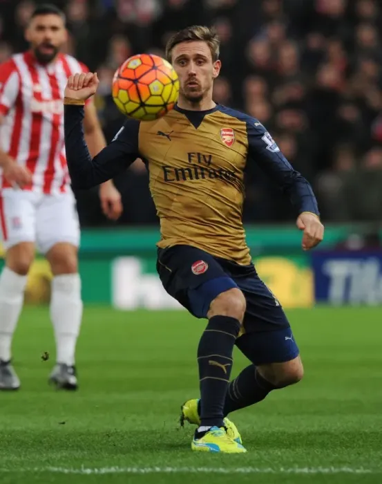 Framed Print : Nacho Monreal in Action: Arsenal vs Stoke City, Premier League 2015-16