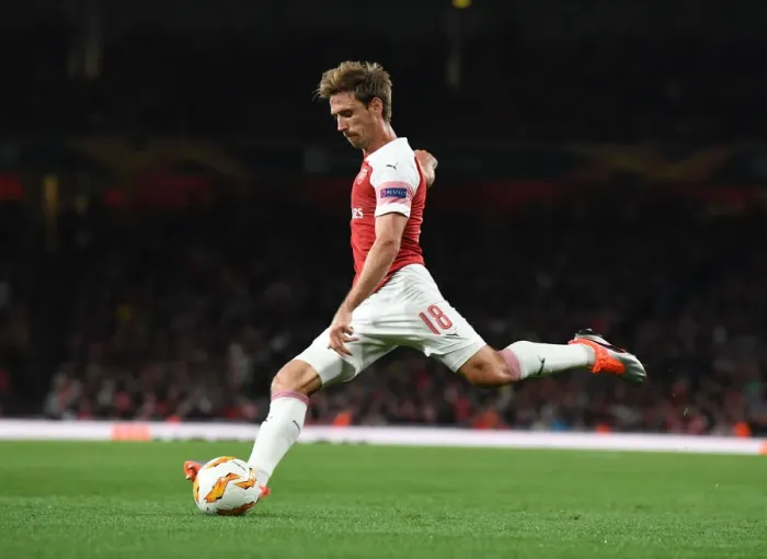 Framed Print : Nacho Monreal in Action: Arsenal vs Vorskla Poltava, UEFA Europa League