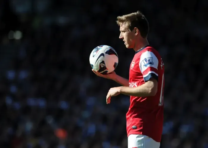 Framed Print : Nacho Monreal in Action: Fulham vs Arsenal, Premier League 2012-13 Framed Print : Nacho Monreal in Action: Fulham vs Arsenal, Premier League 2012-13