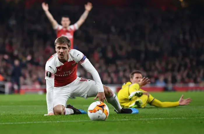 Framed Print : Nacho Monreal in Europa League Action: Arsenal vs BATE Borisov (2018-19) Framed Print : Nacho Monreal in Europa League Action: Arsenal vs BATE Borisov (2018-19)