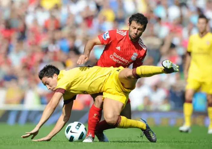 Framed Print : Nasri vs Mascherano: The Battle at Anfield, 1-1 Arsenal vs Liverpool, Premier League 2010 Framed Print : Nasri vs Mascherano: The Battle at Anfield, 1-1 Arsenal vs Liverpool, Premier League 2010