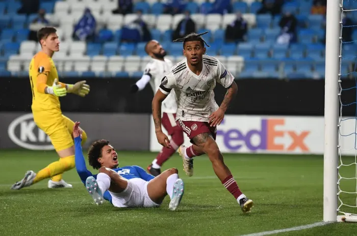 Framed Print : Nelson Scores: Arsenal Secures Europa League Triumph over Molde Framed Print : Nelson Scores: Arsenal Secures Europa League Triumph over Molde