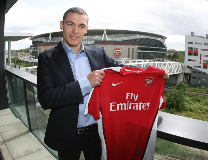 Framed Print : New Signing Thomas Vermaelen Joins Arsenal Football Club at Emirates Stadium (June 2009) Framed Print : New Signing Thomas Vermaelen Joins Arsenal Football Club at Emirates Stadium (June 2009)