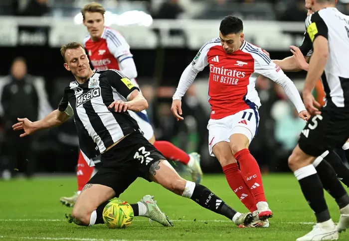 Framed Print : Newcastle United v Arsenal - Carabao Cup Semi Final Second Leg Framed Print : Newcastle United v Arsenal - Carabao Cup Semi Final Second Leg