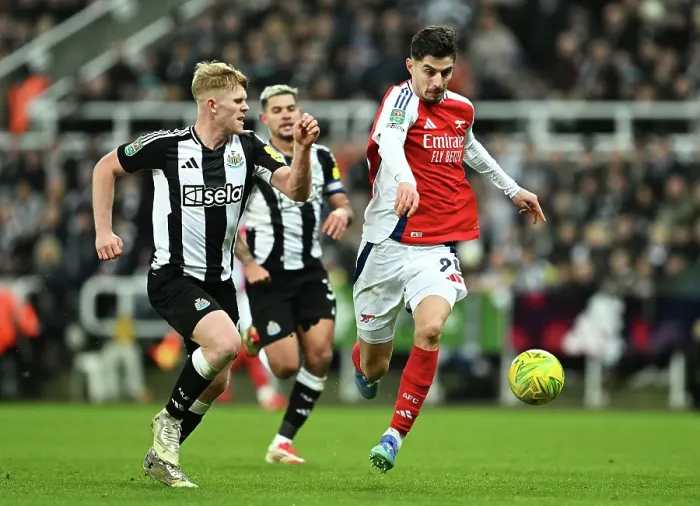 Framed Print : Newcastle United v Arsenal - Carabao Cup Semi Final Second Leg