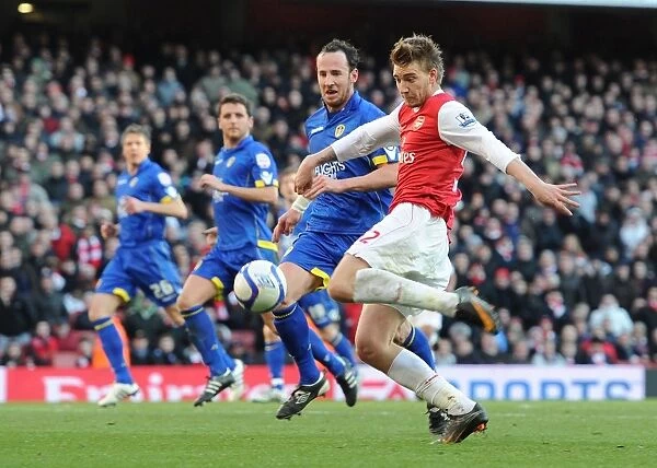 Nicklas Bendtner (Arsenal) Andy O Brien (Leeds). Arsenal 1: 1 Leeds United