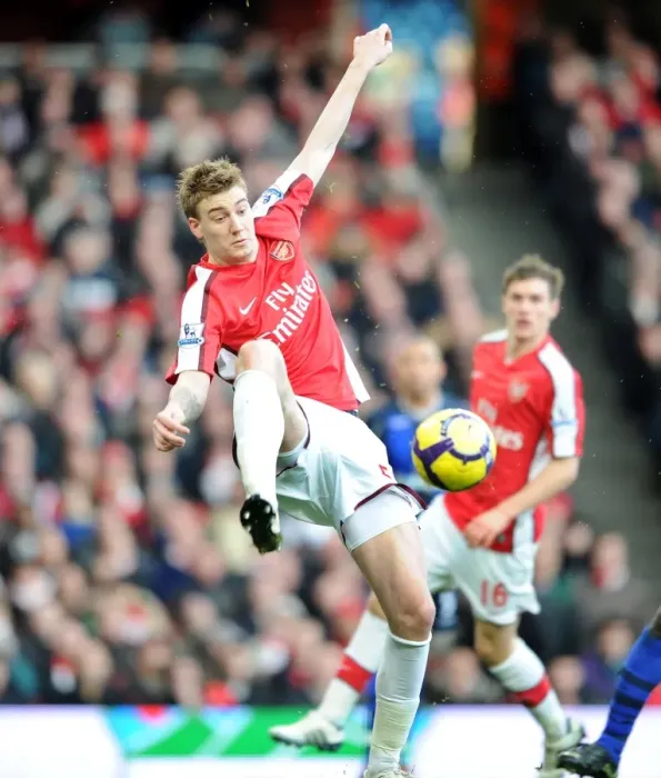 Framed Print : Nicklas Bendtner (Arsenal). Arsenal 2: 0 Sunderland, Barclays Premier League