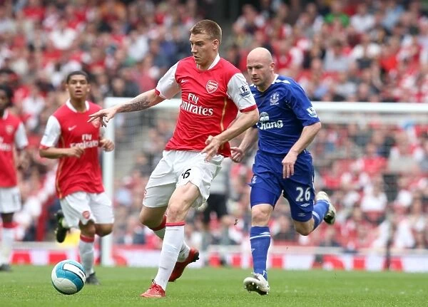 Nicklas Bendtner (Arsenal) Lee Carsley (Everton)