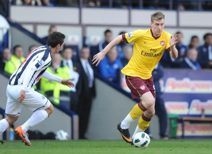 Framed Print : Nicklas Bendtner (Arsenal) Marek Cech (WBA). West Bromwich Albion 2: 2 Arsenal