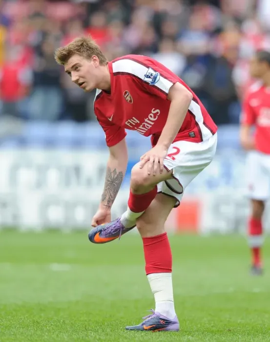 Framed Print : Nicklas Bendtner (Arsenal). Wigan Athletic 3: 2 Arsenal, FA Barclays Premier League Framed Print : Nicklas Bendtner (Arsenal). Wigan Athletic 3: 2 Arsenal, FA Barclays Premier League