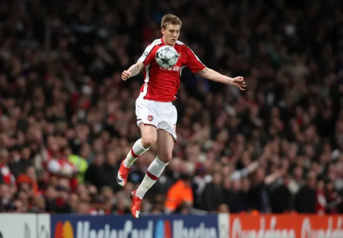 Framed Print : Nicklas Bendtner's Heartbreaking Semi-Final Performance: Arsenal vs Manchester United, UEFA Champions League, 2009