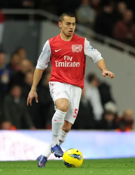 Framed Print : Nico Yennaris (Arsenal). Arsenal 1: 2 Manchester United. Barclays Premier League