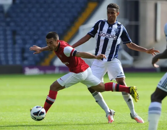 Framed Print : Nico Yennaris (Arsenal) Mani O Sullivan (WBA). West Bromwich Albion U21 1: 0 Arsenal U21 Framed Print : Nico Yennaris (Arsenal) Mani O Sullivan (WBA). West Bromwich Albion U21 1: 0 Arsenal U21