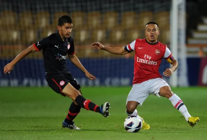 Framed Print : Nico Yennaris (Arsenal) Rafail Soukias (Olympiacos). Arsenal U19 0: 0 Olympiacos U19 Framed Print : Nico Yennaris (Arsenal) Rafail Soukias (Olympiacos). Arsenal U19 0: 0 Olympiacos U19