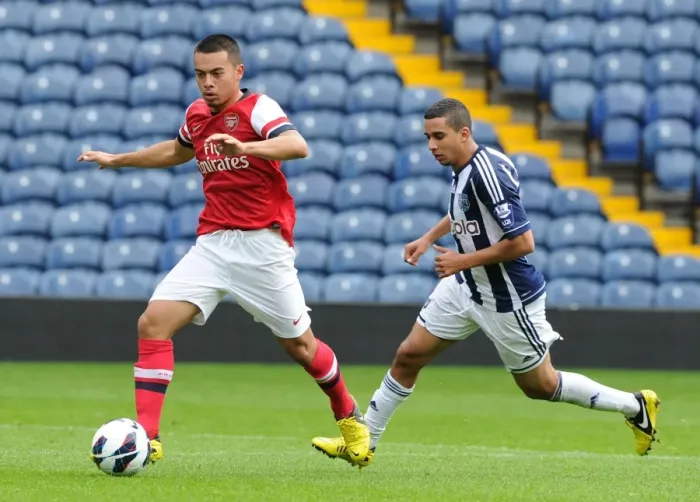 Framed Print : Nico Yennaris (Arsenal) Yassine El Ghanassy (WBA). West Bromwich Albion U21 1: 0 Arsenal U21