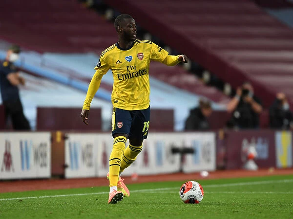 Nicolas Pepe in Action: Aston Villa vs. Arsenal, Premier League 2019-2020