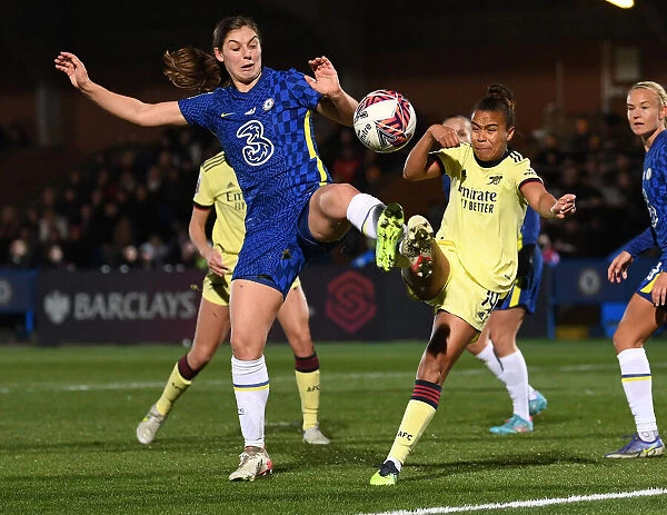Nikita Parris vs. Aniek Nouwen: Intense Battle in Chelsea Women vs. Arsenal Women FA WSL Match