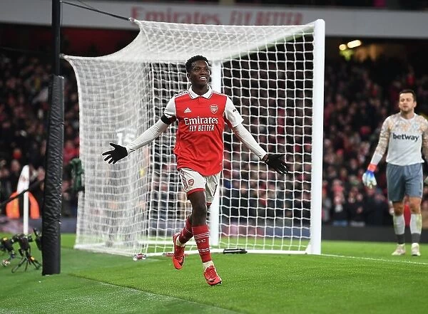 Nketiah Scores His Second Goal: Arsenal Triumphs over West Ham United (2022-23)
