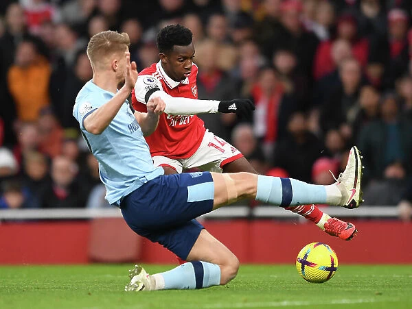 Nketiah vs. Ajer: Intense Face-Off in Arsenal's Premier League Battle