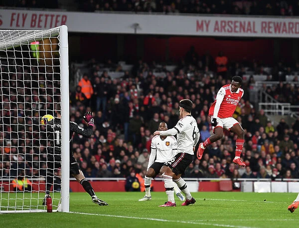 Nketiah's Thrilling Winner: Arsenal Triumphs Over Manchester United in Epic Premier League Clash (2022-23)