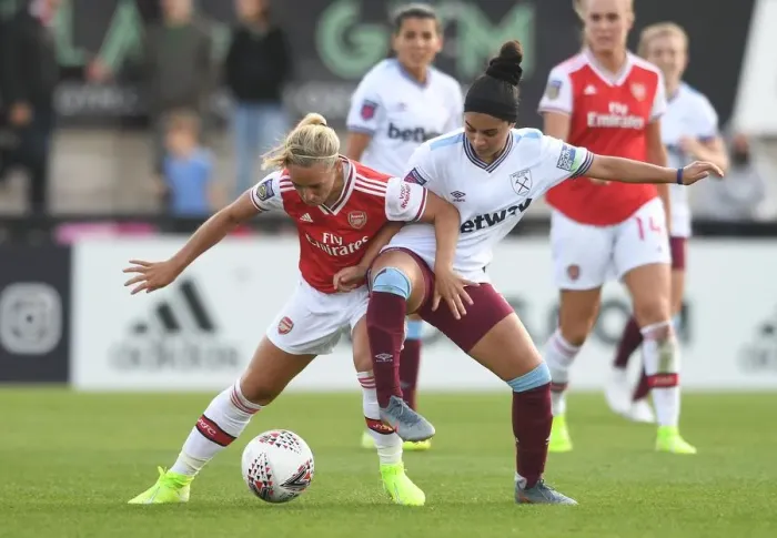 Framed Print : Nobbs vs Galabadaarachchi: A Star-Studded Clash in the WSL