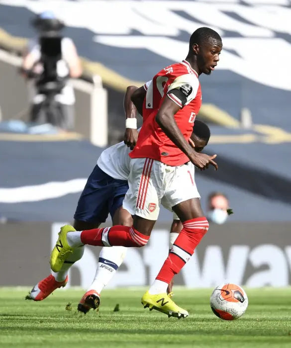 Framed Print : North London Rivalry: Pepe vs Aurier Clash - Premier League 2019-2020 Framed Print : North London Rivalry: Pepe vs Aurier Clash - Premier League 2019-2020
