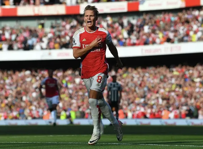 Framed Print : Odegaard Scores First Arsenal Goal: Arsenal 1-Manchester United, 2023-24 Premier League