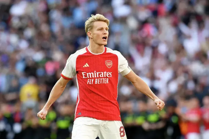 Framed Print : Odegaard Scores the Winning Penalty: Arsenal Wins FA Community Shield against Manchester City (2023-24)