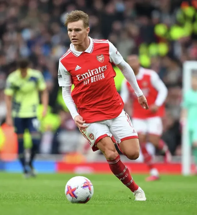 Framed Print : Odegaard Shines: Arsenal vs Leeds United Clash in the Premier League Framed Print : Odegaard Shines: Arsenal vs Leeds United Clash in the Premier League