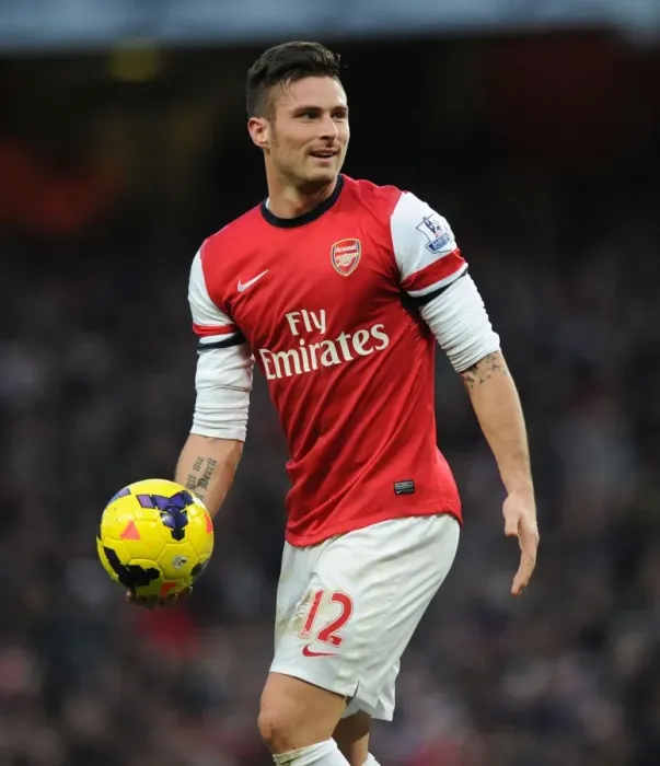 Framed Print : Olivier Giroud: In Action for Arsenal (2013-14) Framed Print : Olivier Giroud: In Action for Arsenal (2013-14)