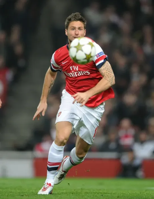 Framed Print : Olivier Giroud in Action for Arsenal against Schalke 04, UEFA Champions League 2012-13
