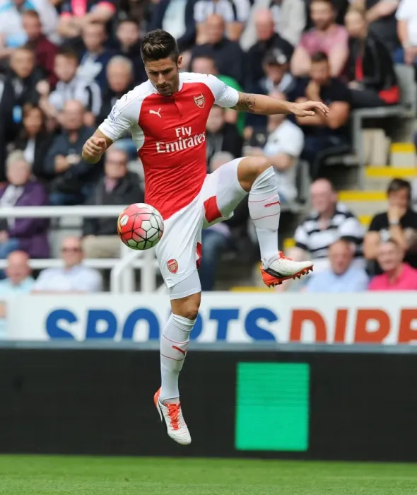 Framed Print : Olivier Giroud in Action: Arsenal vs. Newcastle United, Premier League 2015-16 Framed Print : Olivier Giroud in Action: Arsenal vs. Newcastle United, Premier League 2015-16