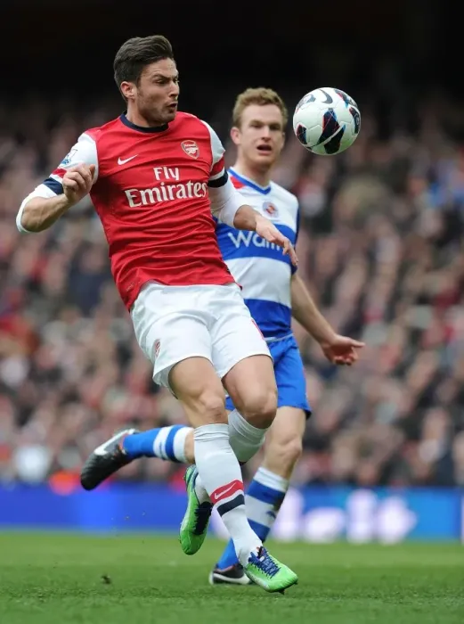 Framed Print : Olivier Giroud in Action: Arsenal vs. Reading, Premier League 2012-13