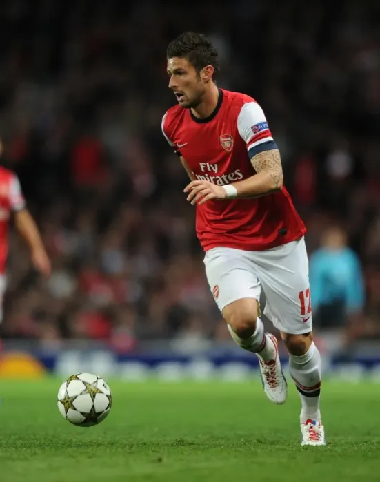 Framed Print : Olivier Giroud in Action: Arsenal vs Olympiacos, UEFA Champions League 2012-13 Framed Print : Olivier Giroud in Action: Arsenal vs Olympiacos, UEFA Champions League 2012-13