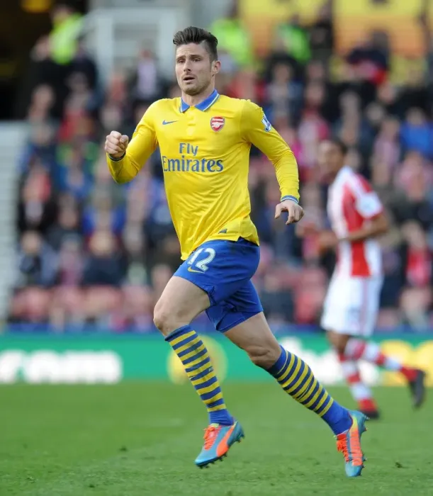 Framed Print : Olivier Giroud in Action: Arsenal vs Stoke City, Premier League 2013-14