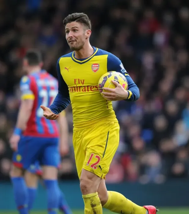 Framed Print : Olivier Giroud in Action: Crystal Palace vs. Arsenal, Premier League 2014-15