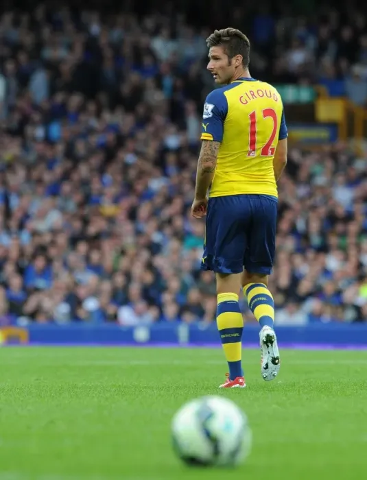 Framed Print : Olivier Giroud: In Action against Everton, Premier League 2014 / 15