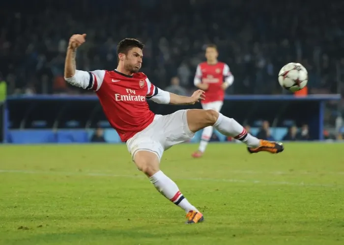 Framed Print : Olivier Giroud in Action: Napoli vs. Arsenal, UEFA Champions League 2013-14