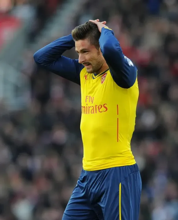 Framed Print : Olivier Giroud in Action: Stoke City vs Arsenal, Premier League 2014-15 Framed Print : Olivier Giroud in Action: Stoke City vs Arsenal, Premier League 2014-15