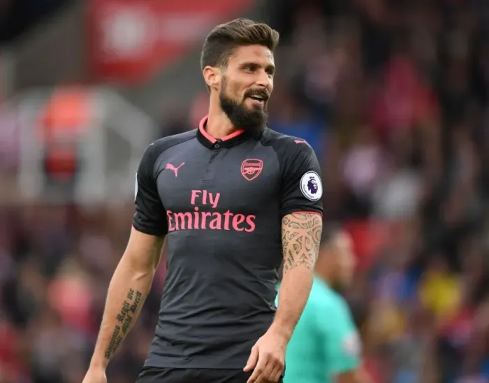 Framed Print : Olivier Giroud in Action: Stoke City vs Arsenal, Premier League 2017-18
