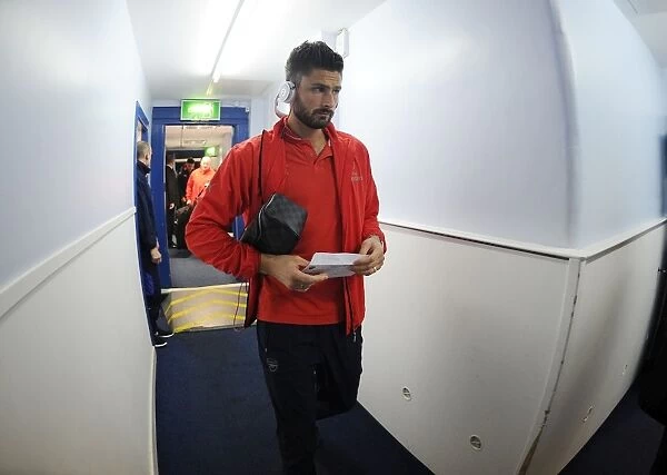 Olivier Giroud Arrives at Hillsborough Stadium for Arsenal's Capital One Cup Clash against Sheffield Wednesday