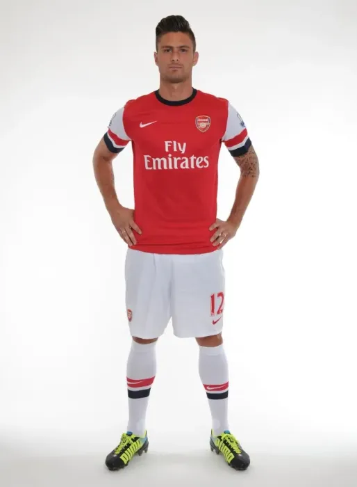 Framed Print : Olivier Giroud at Arsenal 2013-14 Squad Team Photocall