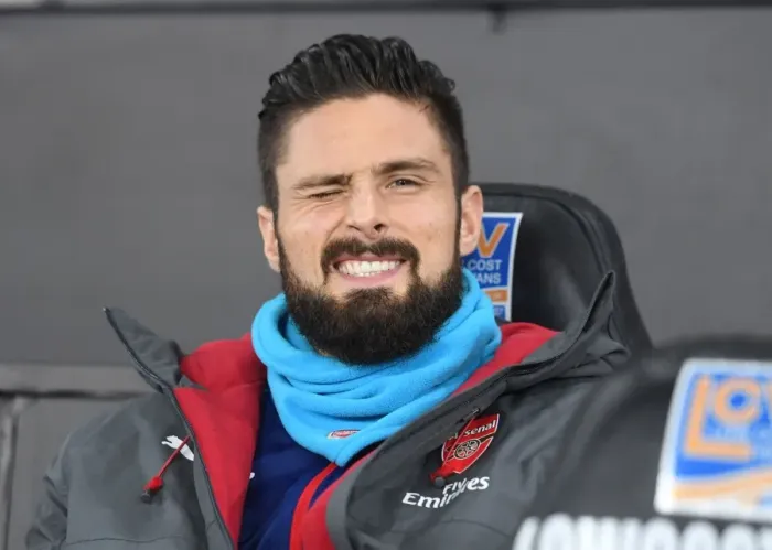 Framed Print : Olivier Giroud on the Arsenal Bench: Swansea City vs Arsenal, Premier League 2017-18 Framed Print : Olivier Giroud on the Arsenal Bench: Swansea City vs Arsenal, Premier League 2017-18
