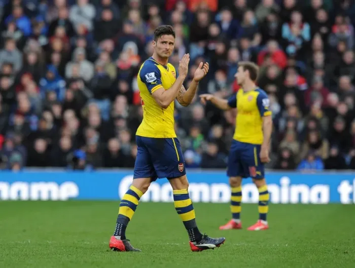 Framed Print : Olivier Giroud (Arsenal). Burnley 0: 1 Arsenal. Barclays Premier League. Turf Moor Framed Print : Olivier Giroud (Arsenal). Burnley 0: 1 Arsenal. Barclays Premier League. Turf Moor